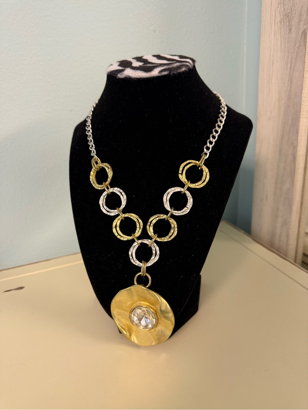 VCIM Two Tone Mixed Metal Statement Necklace Crystal Pendant 20”